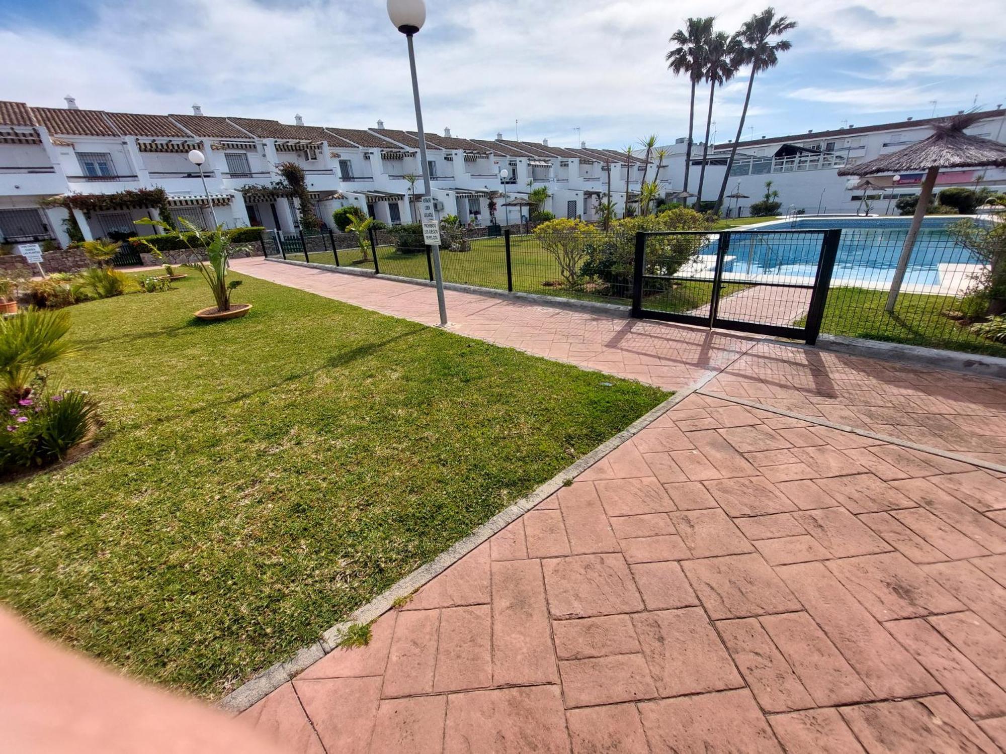 En Primera Linea De Playa En Chiclana *